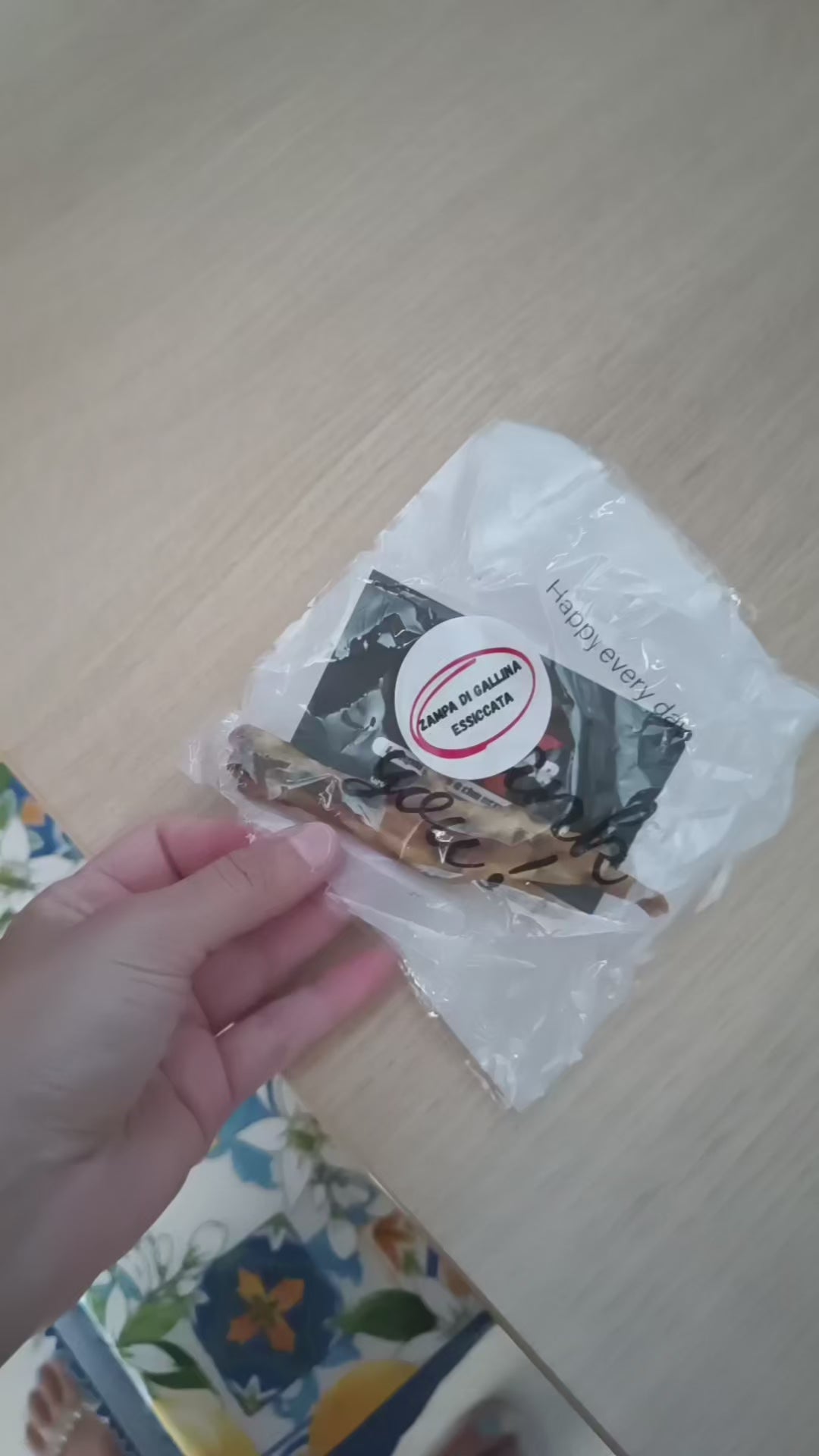 Zampe di Gallina Essiccate – Snack Naturale Ricco di Collagene per Cani ( 500g / 1kg)